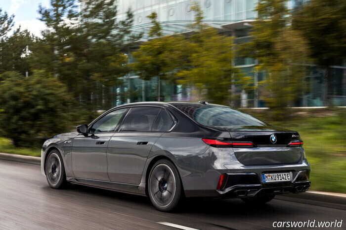 BMW Reduces Its Grille Size But Still Faces Criticism in the Upcoming Facelift of the 7 Series | Carscoops